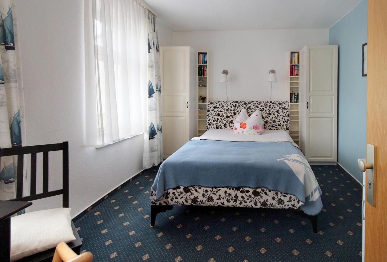 זאסניץ Ferienzimmer In Der Villa Ostseelilie מראה חיצוני תמונה